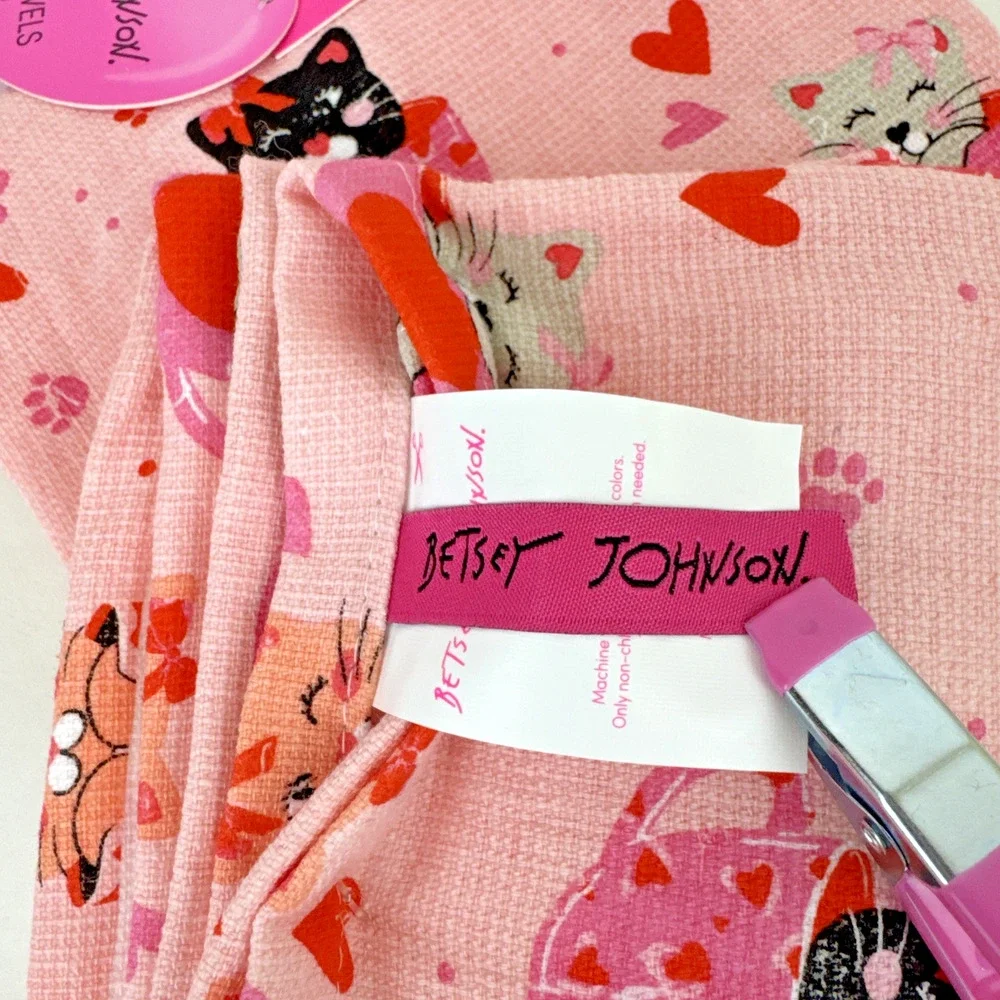 Betsey Johnson kitchen towels cats hearts pink orange valentines 100% cotton new